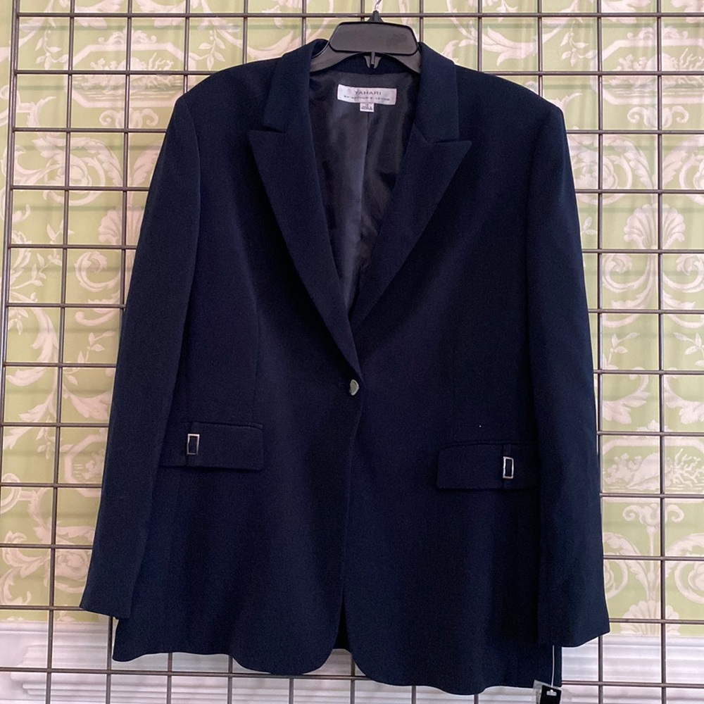 Men’s navy blue Tahari suit jacket